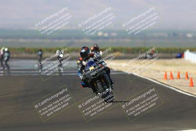 media/Sep-21-2025-TrackDaz (Sun) [[277c75b276]]/B Group/1020am (Turn 1)/
